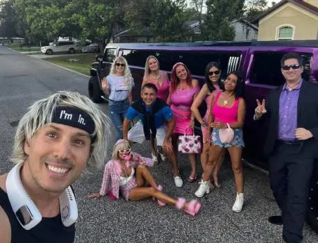 The Royale (12–14 passengers)